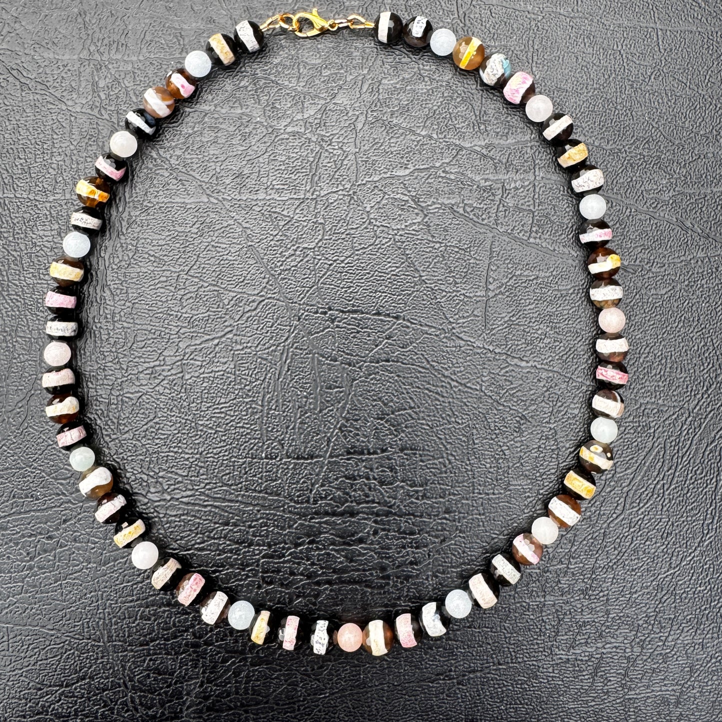 Hand Painted Agate Necklace 18"