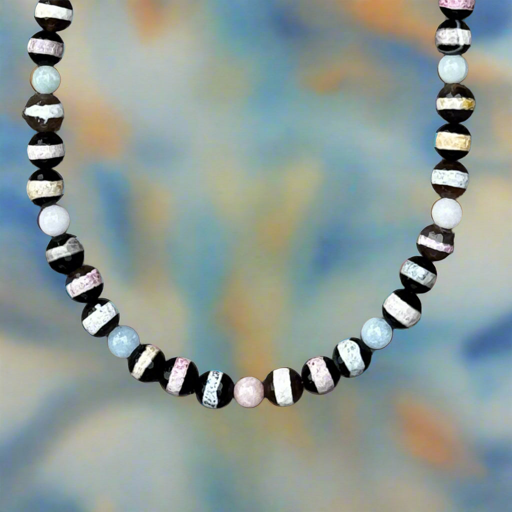 Hand Painted Agate Necklace 18"