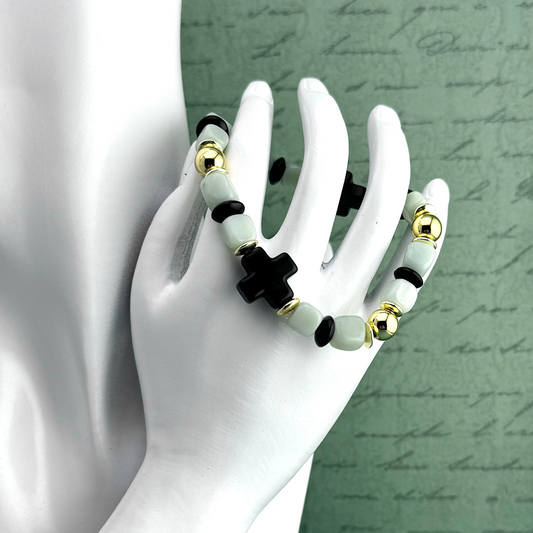 Bracelet | Onyx Cross | Amazonite Barrel Beads | Onyx Saucer BeadsGold-filled Round Beads | Gold-plated Hematite Saucer Beads