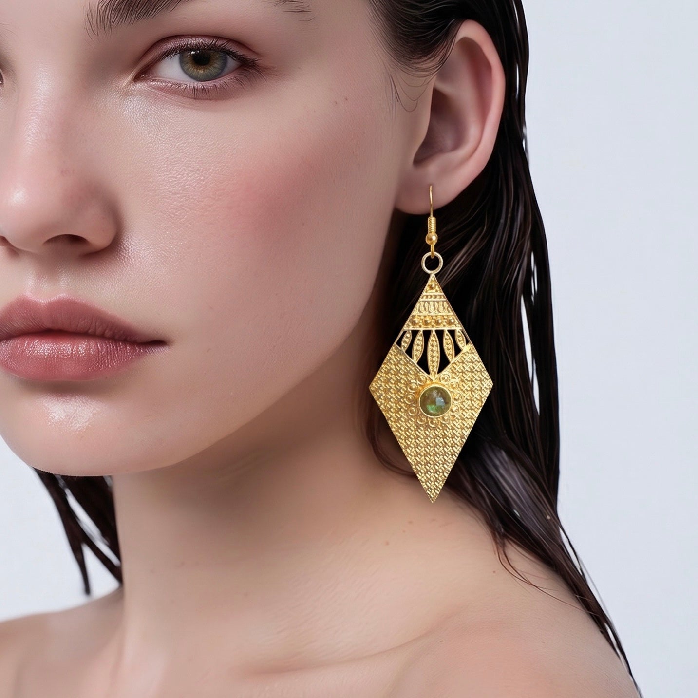 Earring | Labradorite | 18K Gold-Plate | Kite Shape | 2.75