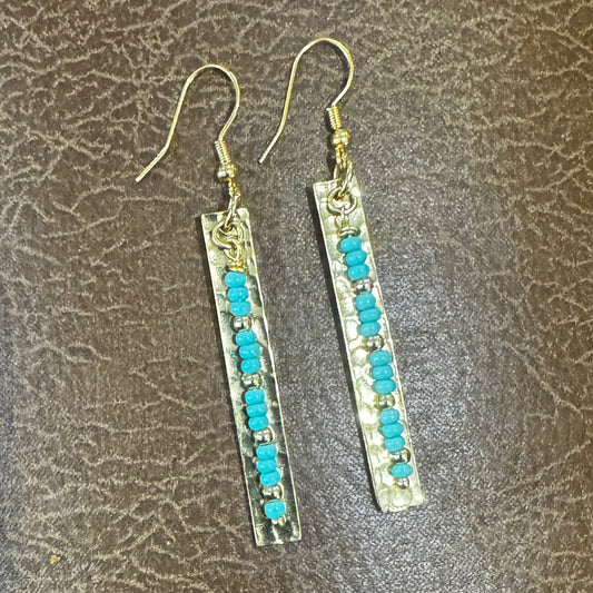 Gold Hammered Bar with Turquoise Glass Beads and Gold Beads