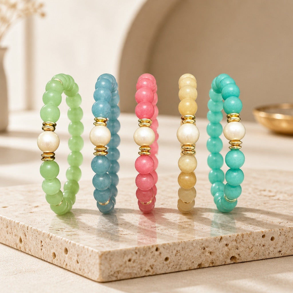 Bracelet | Freshwater Pearl | Yellow Jade Gemstones | 18K Gold-plated Saucer beads | Stretch